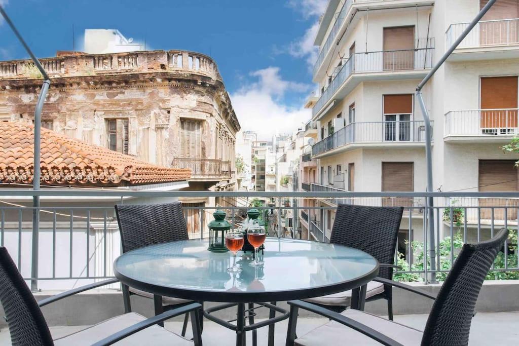 Openair Hot Tub/Big Balcony/Great Boutique Apt Athen Exterior foto