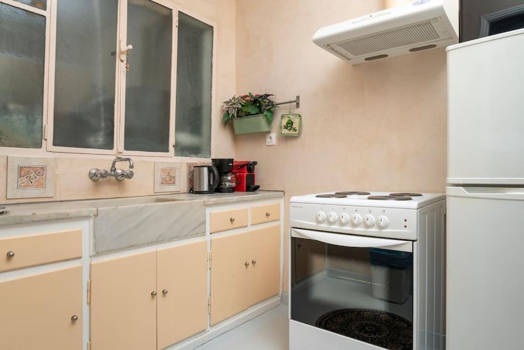 Openair Hot Tub/Big Balcony/Great Boutique Apt Athen Exterior foto
